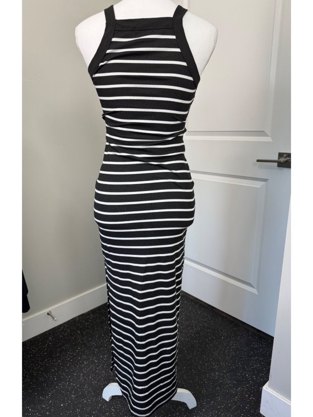 Heart Hips Womens S Black & White Striped Ribbed Maxi Casual Beach Comfort Dress - Picture 7 of 13